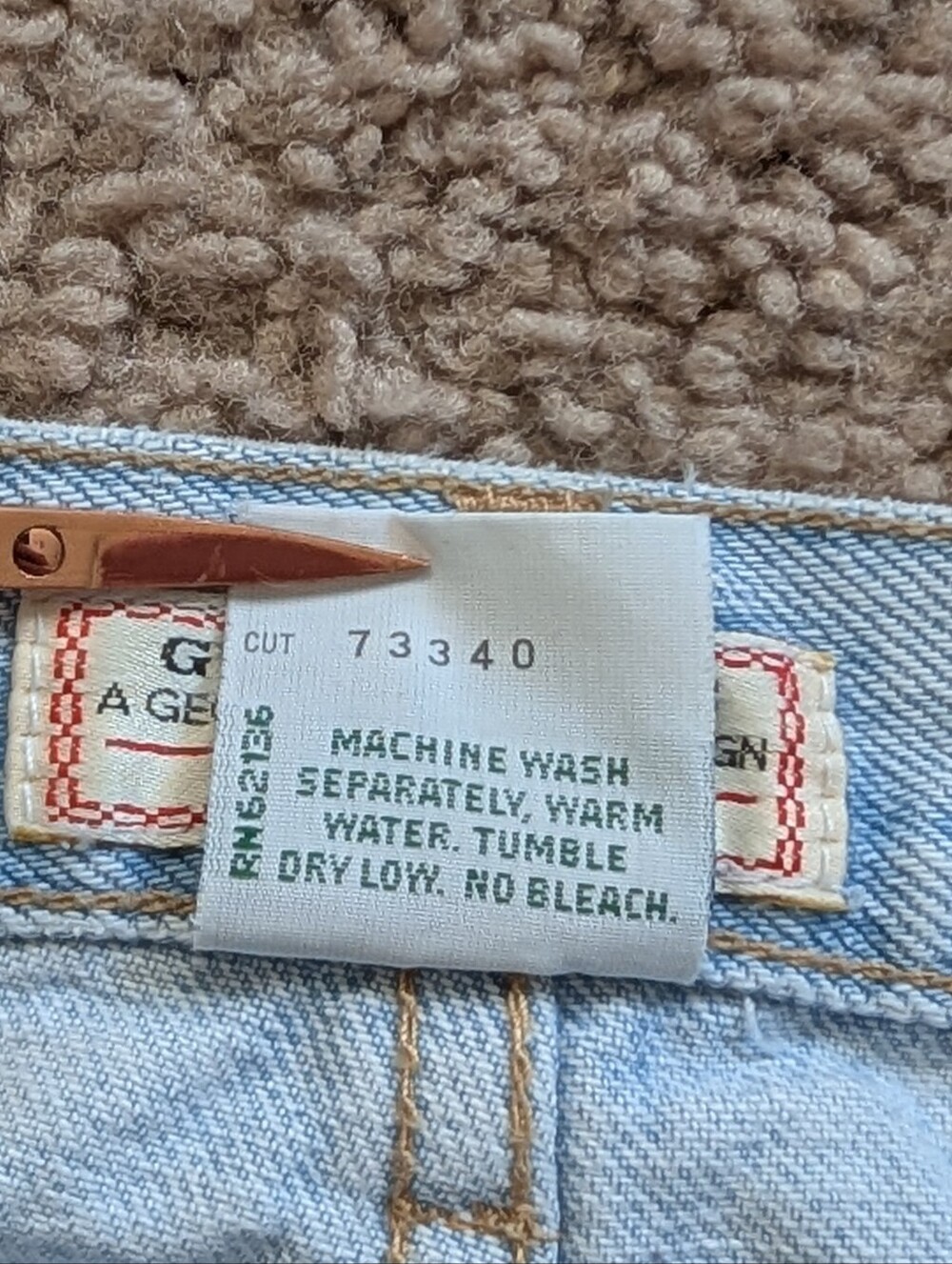 GUESS by Georges Marciano Girls Light Wash Blue Vintage 90s Denim Jeans Size 12 - Picture 4 of 12